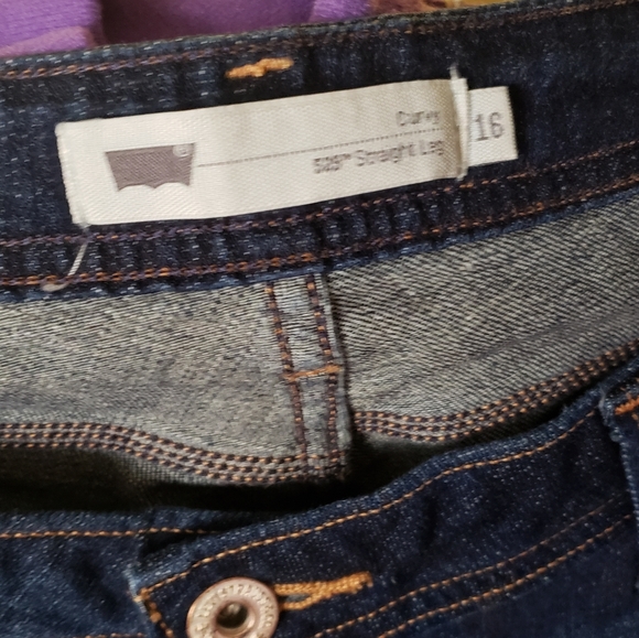 Jeans - Picture 2 of 3